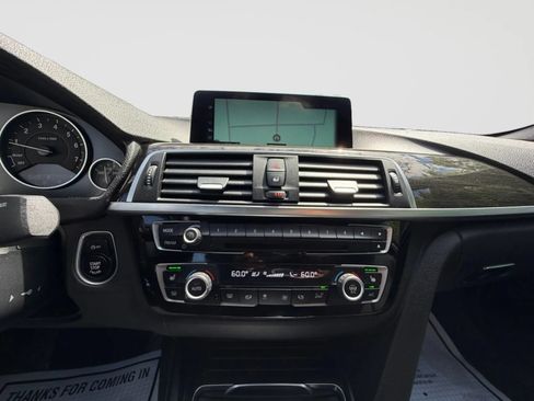 Used 2017 BMW 330i xDrive Sedan AWD/4WD image 23