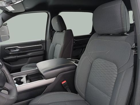 Used 2025 RAM 1500 Big Horn image 17