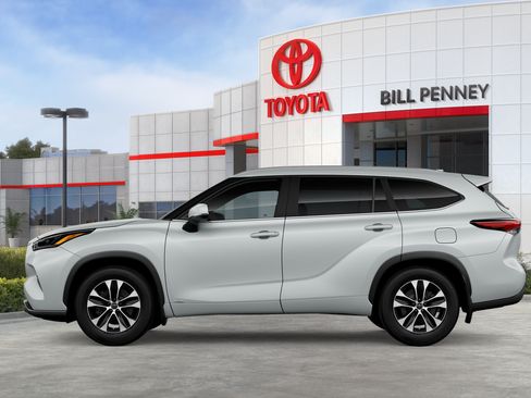 New 2026 Toyota Highlander XLE AWD/4WD image 4