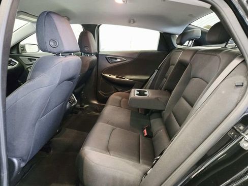 Used 2025 Chevrolet Malibu LT FWD image 9