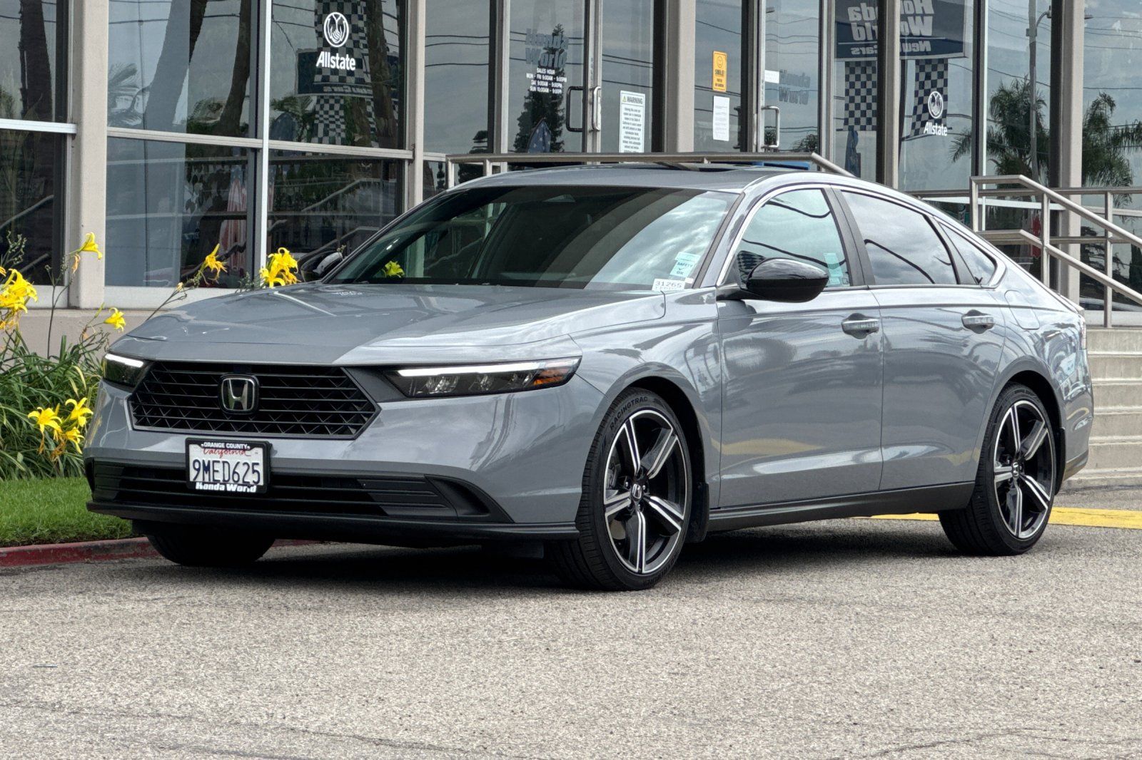 Used 2024 Honda Accord Sport image 8