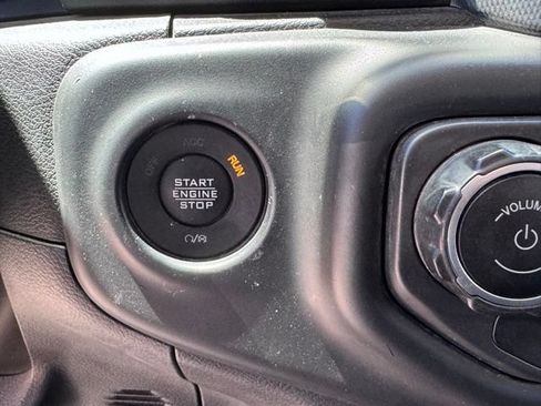 Used 2023 Jeep Wrangler Unlimited Rubicon 4xe w/ Cold Weather Group AWD/4WD image 27