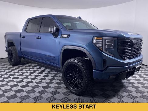 Used 2024 GMC Sierra 1500 Denali w/ Denali Reserve Package AWD/4WD image 22