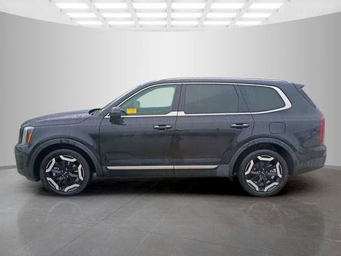 Used 2025 Kia Telluride S AWD/4WD image 5