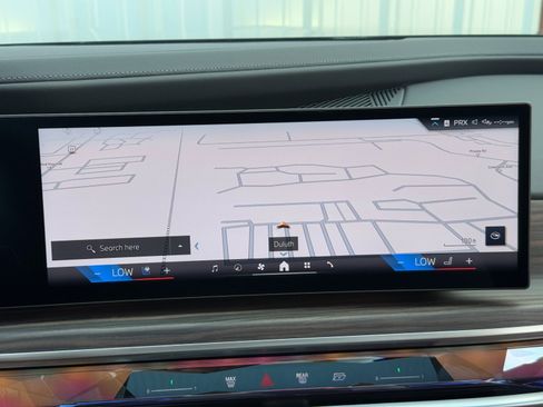 Used 2023 BMW 760i xDrive image 30