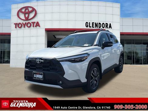 New 2026 Toyota Corolla Cross XLE w/ Convenience Package FWD image 4