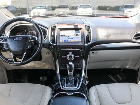 Used 2017 Ford Edge Titanium FWD image 13