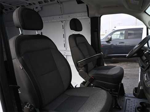 New 2026 RAM ProMaster 2500 w/ Premium Convenience Group image 24
