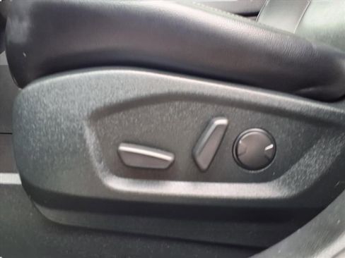 Used 2022 Ford Edge Titanium image 31