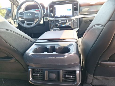 Used 2023 Ford F150 Lariat AWD/4WD image 34