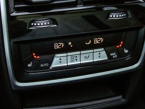 Used 2021 BMW X5 M w/ Competition Package image 40