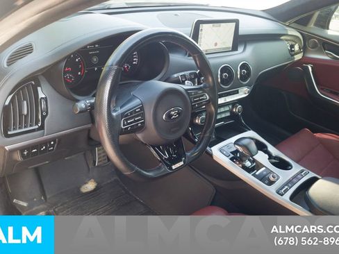 Used 2021 Kia Stinger GT2 AWD/4WD image 5