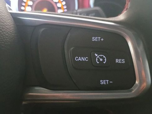 Used 2023 Jeep Gladiator Rubicon w/ Cold Weather Group AWD/4WD image 24