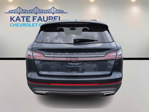 Used 2023 Lincoln Nautilus AWD w/ Premium Package image 6