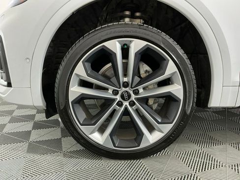 Used 2023 Audi Q5 2.0T Prestige w/ Prestige Package AWD/4WD image 33