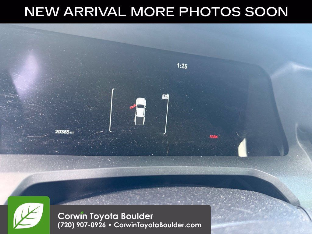 Used 2024 Toyota Tacoma TRD Sport AWD/4WD image 14