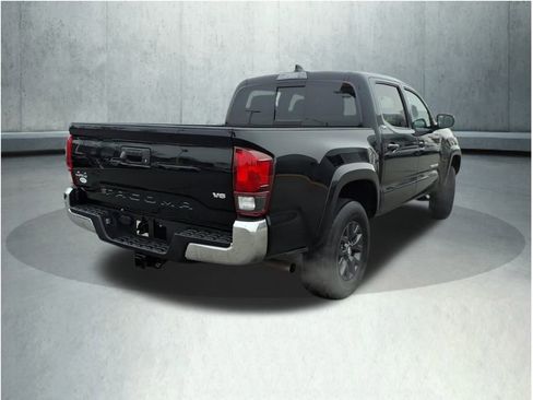 Certified 2023 Toyota Tacoma SR5 image 26