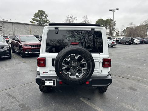 Used 2025 Jeep Wrangler Sahara w/ Safety Group image 8