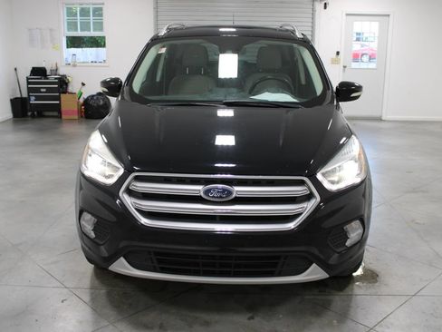 Used 2017 Ford Escape Titanium w/ Equipment Group 301A FWD image 3