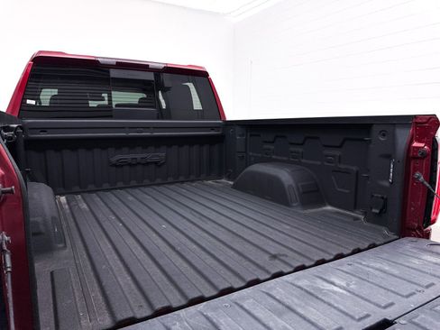 Used 2023 GMC Sierra 1500 AT4 w/ AT4 Preferred Package AWD/4WD image 25