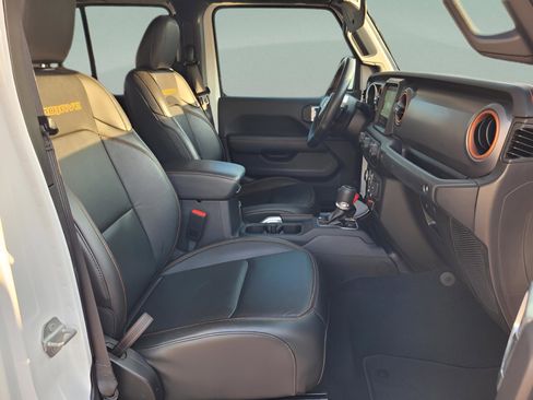 Used 2022 Jeep Gladiator Mojave w/ LED Lighting Group image 14