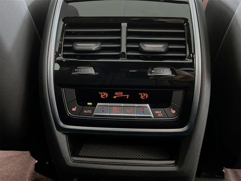 New 2026 BMW X5 xDrive50e w/ Climate Comfort Package image 27