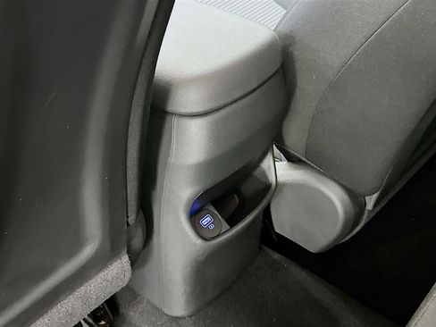 Used 2023 Hyundai Kona SE w/ Cargo Package image 27