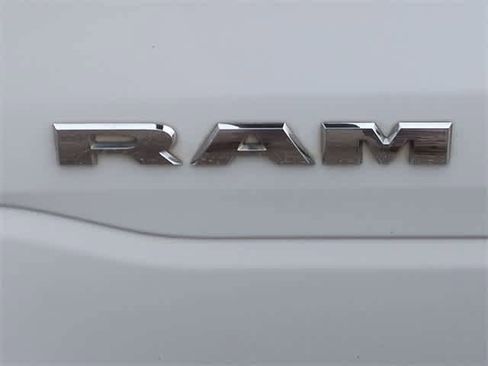 Used 2021 RAM 1500 Laramie w/ Off Road Group image 12