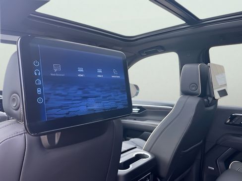 New 2026 Chevrolet Tahoe Premier RWD image 34