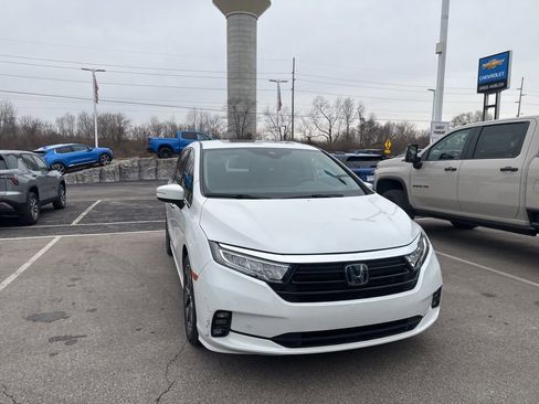 Used 2023 Honda Odyssey Elite image 9