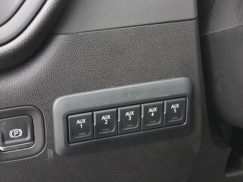 New 2026 GMC Sierra 2500 Pro w/ Convenience Package image 18