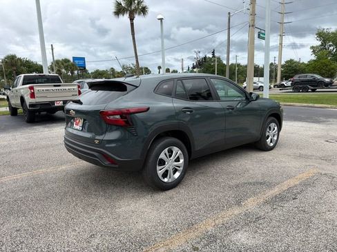 New 2026 Chevrolet Trax LS FWD image 12