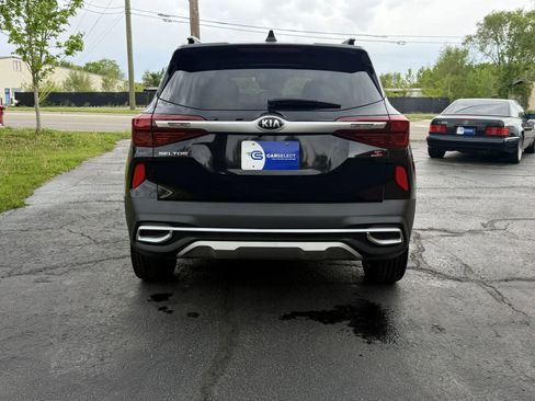 Used 2021 Kia Seltos S AWD/4WD image 5