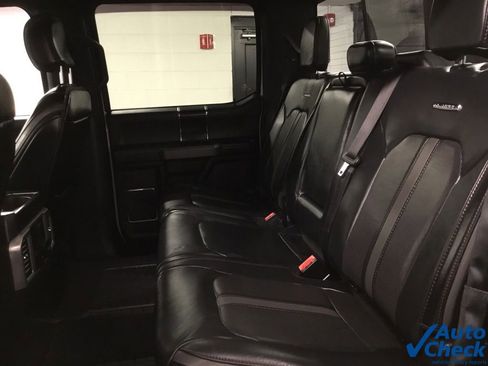 Used 2019 Ford F150 Platinum w/ Equipment Group 701A Luxury AWD/4WD image 33