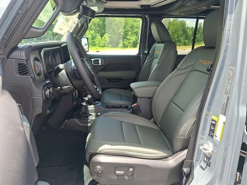 New 2026 Jeep Gladiator Mojave AWD/4WD image 6