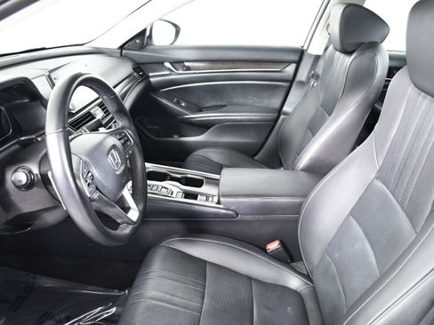 Used 2022 Honda Accord Touring image 19
