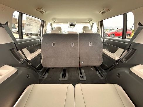 New 2026 Hyundai Santa Fe SE image 35