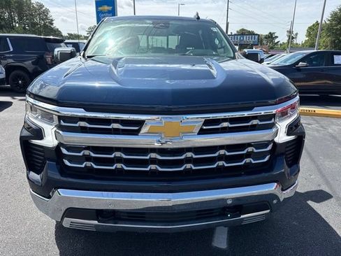 Used 2023 Chevrolet Silverado 1500 LTZ AWD/4WD image 8