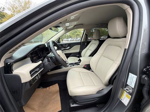 New 2026 Lincoln Corsair Premiere image 11