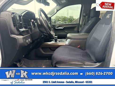 Used 2022 Chevrolet Silverado 1500 RST w/ Protection Package AWD/4WD image 12