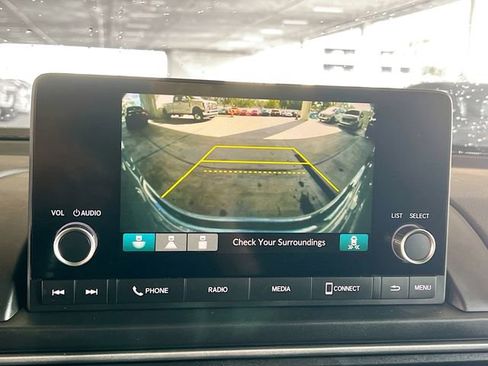 Certified 2025 Honda Pilot Sport image 22