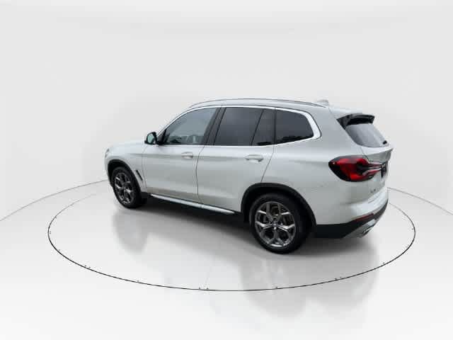 Used 2024 BMW X3 xDrive30i w/ Premium Package w/ZPA AWD/4WD image 6