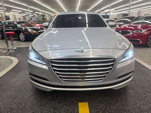 Used 2016 Hyundai Genesis 3.8 RWD image 6