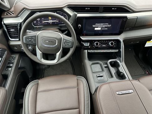 New 2026 GMC Sierra 2500 Denali AWD/4WD image 17