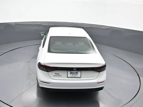 Certified 2023 Honda Accord EX image 38