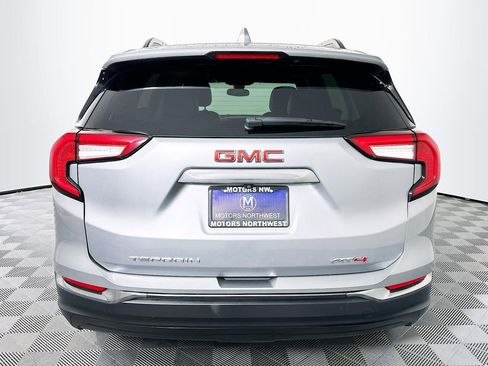Used 2023 GMC Terrain AT4 image 10