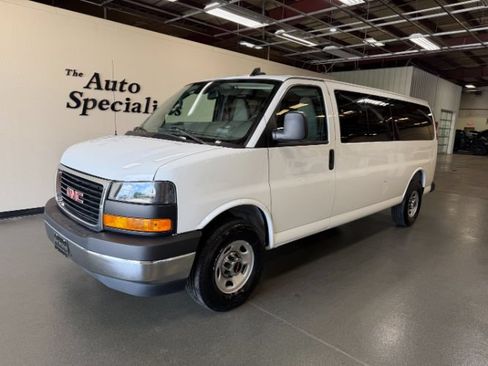 Used 2025 GMC Savana 3500 LT w/ LT Preferred Equipment Group RWD image 1