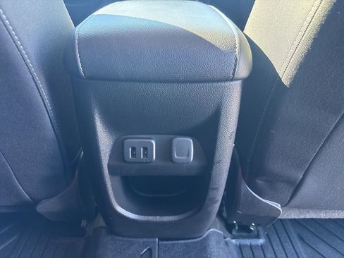 Used 2016 GMC Canyon SLE w/ SLE Convenience Package image 20