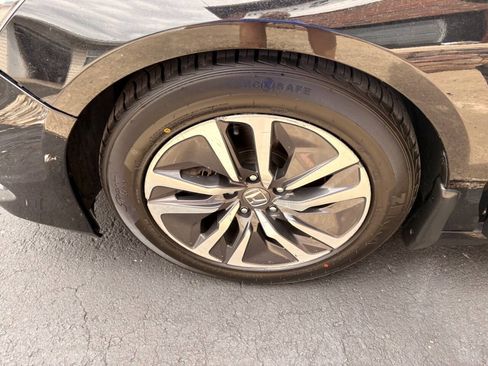 Used 2022 Honda Accord EX-L image 10