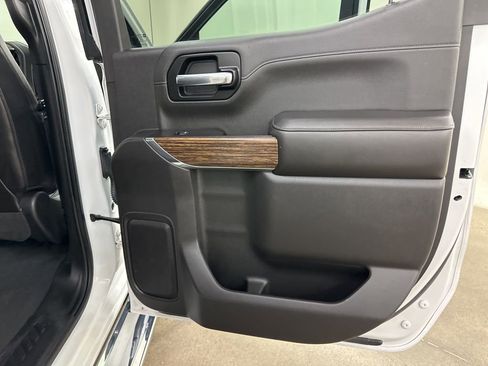 Used 2019 Chevrolet Silverado 1500 High Country w/ Trailer Camera Package image 23